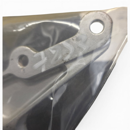 Support Repose Pied Avant Droit Suzuki 750 Gsxr 2011-2015