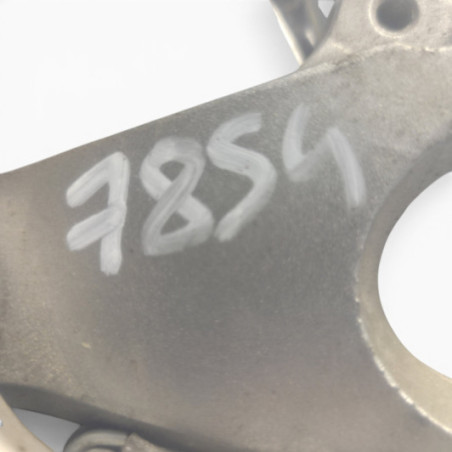 Support Repose Pied Conducteur Droit  Yamaha 1000 Yzf 2006 - 5Vy