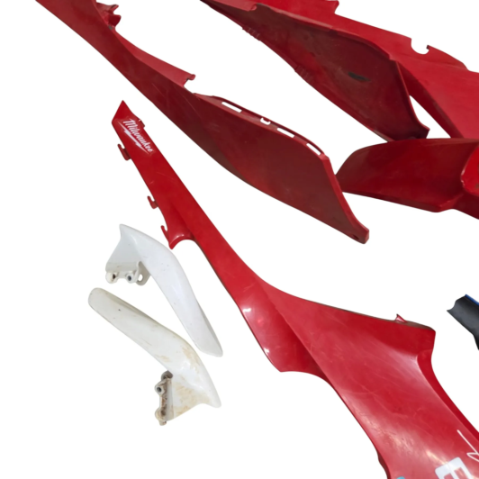 kit plastique incomplet stark varg stark future ex 2023-2026
