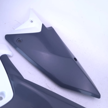 plaque lateral  fantic 250 xef 2021-2023 - 07508005
